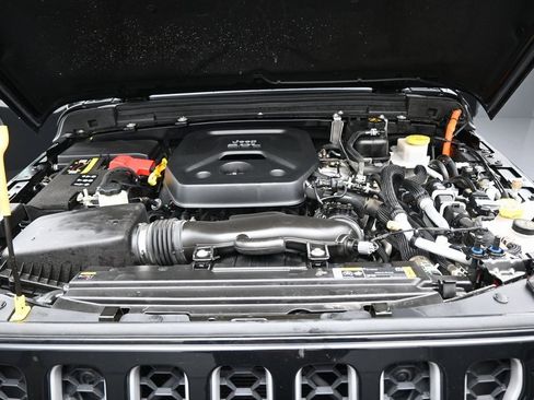 Used 2022 Jeep Wrangler Unlimited Sahara 4xe w/ Cold Weather Group image 43