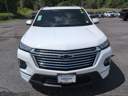 Certified 2023 Chevrolet Traverse Premier w/ LPO, Floor Liner Package AWD/4WD image 8
