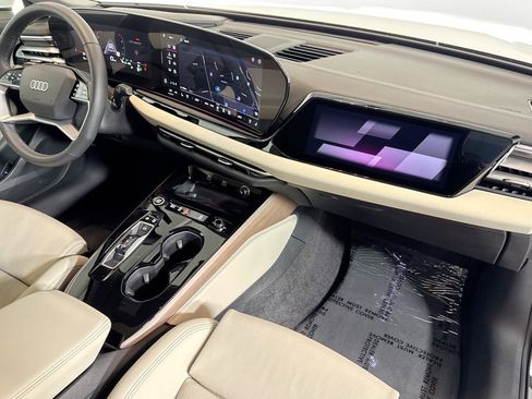 Used 2025 Audi A5 2.0T Prestige w/ 19" Wheel Package image 26