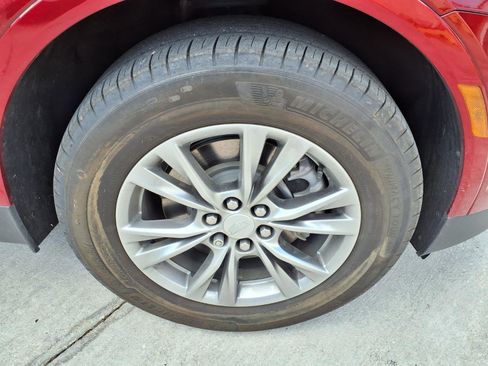 Used 2023 Cadillac XT5 Premium Luxury image 7