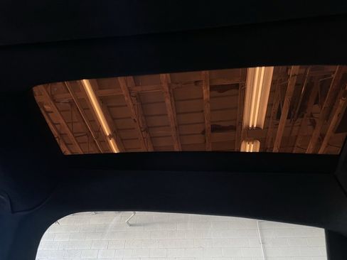 Used 2019 Tesla Model X Performance image 43