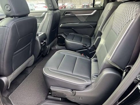 New 2026 GMC Acadia Denali w/ Super Cruise Package image 11