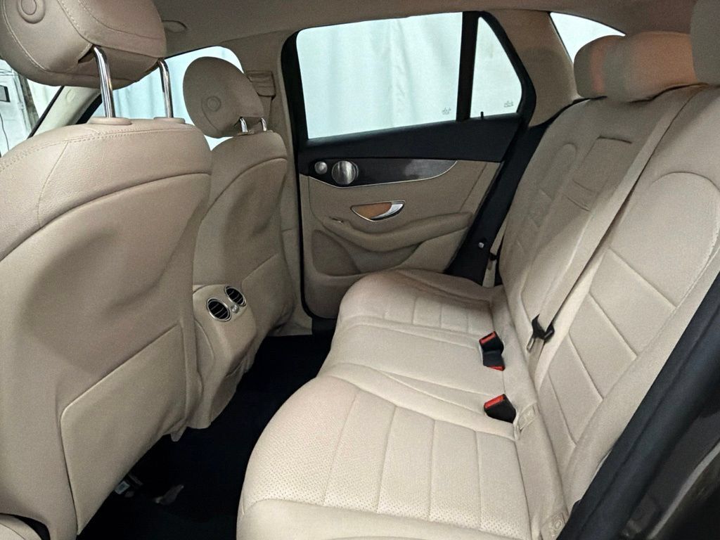 Certified 2017 Mercedes-Benz GLC 300 image 21