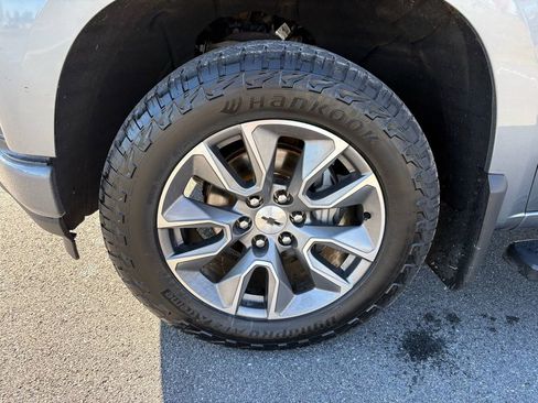 Used 2020 Chevrolet Silverado 1500 RST image 12