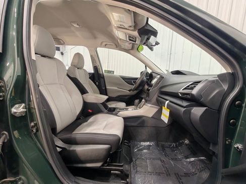 Used 2023 Subaru Forester AWD/4WD image 21