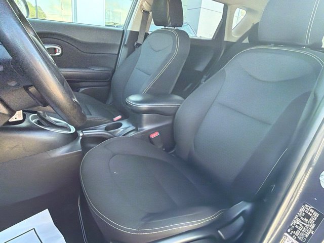 Used 2015 Kia Soul + FWD image 20