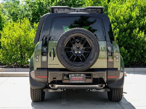 New 2026 Land Rover Defender 110 S AWD/4WD image 9