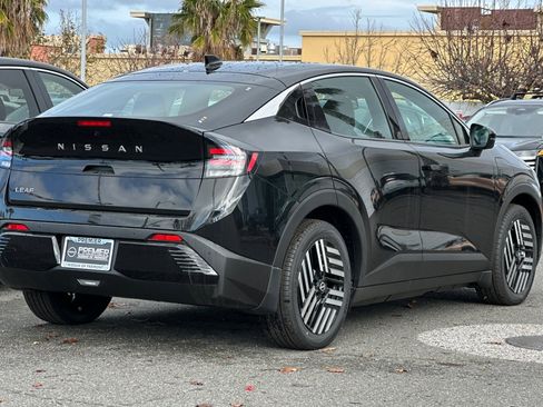 New 2026 Nissan Leaf SV+ w/ Floor Mat Package (SV+) image 4