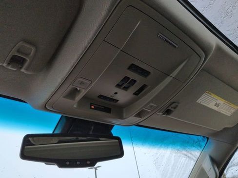 Used 2015 Chevrolet Silverado 1500 High Country w/ High Country Premium Package image 27