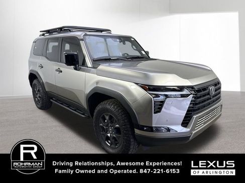 Used 2024 Lexus GX 550 AWD/4WD image 3