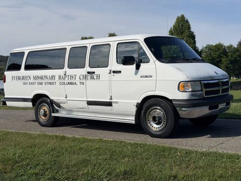 Used 1994 Dodge B350 RWD image 16