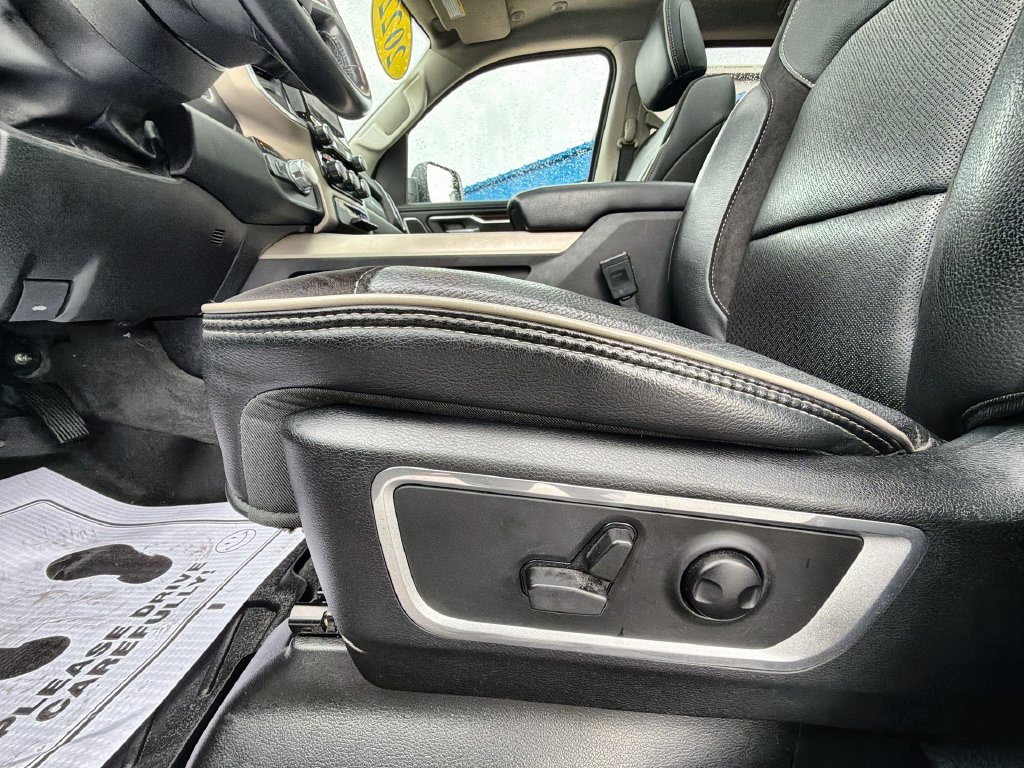Used 2022 RAM 1500 Laramie AWD/4WD image 14
