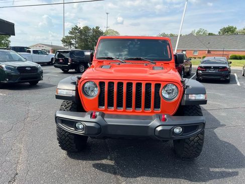 Used 2023 Jeep Gladiator Rubicon w/ Cold Weather Group AWD/4WD image 3