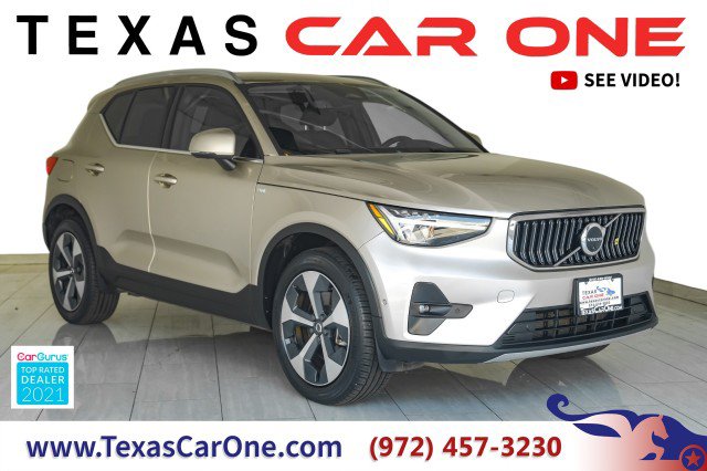 Used 2023 Volvo XC40 B5 Ultimate w/ Protection Package Premier AWD/4WD image 1