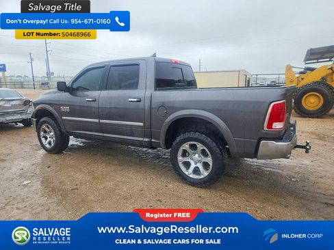 Used 2018 RAM 1500 Laramie w/ Convenience Group AWD/4WD image 3