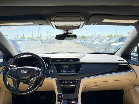 Used 2019 Cadillac XT5 Luxury FWD image 20