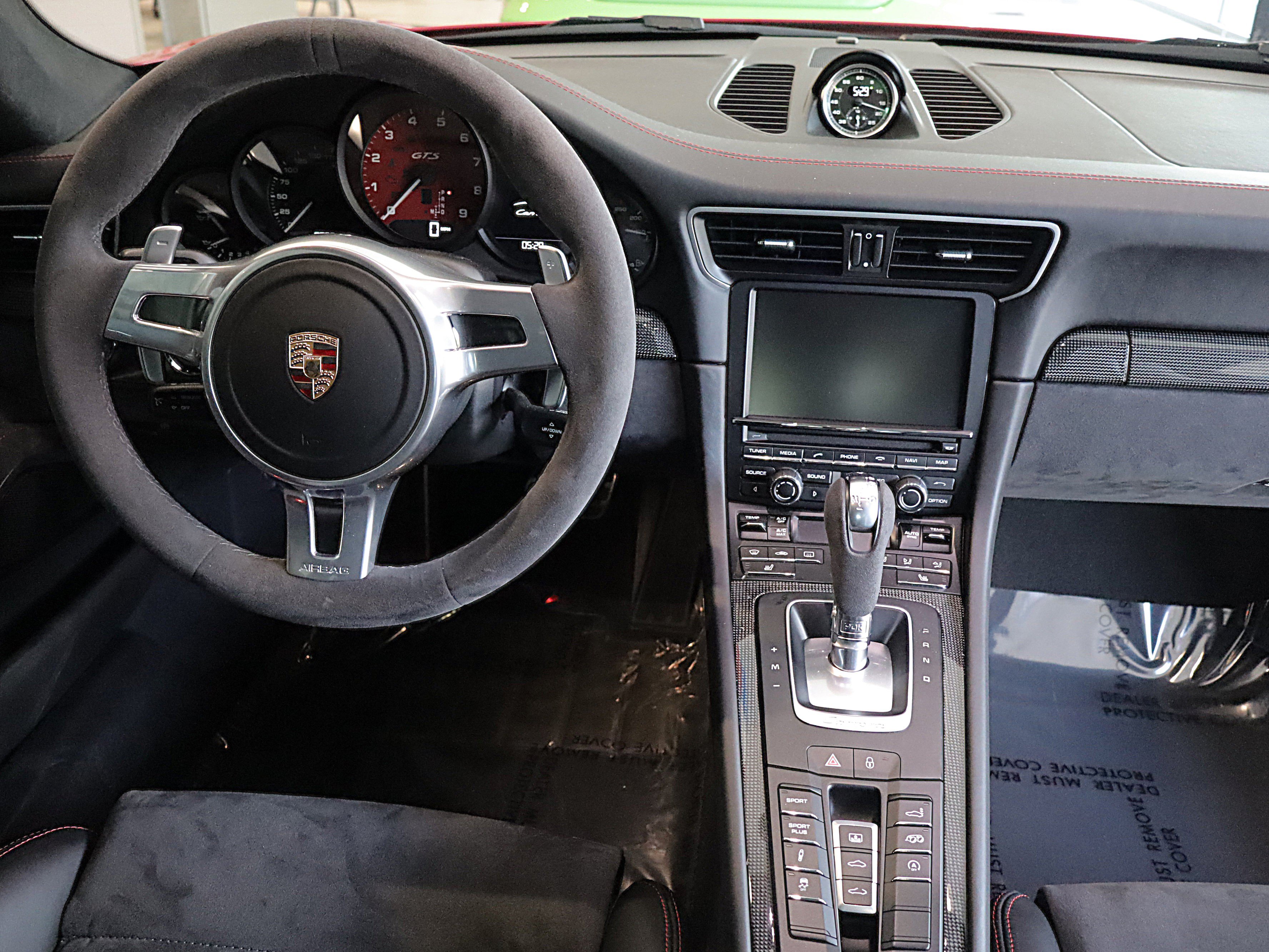 Used 2016 Porsche 911 Carrera 4 GTS AWD/4WD image 2