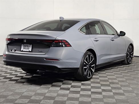 Used 2024 Honda Accord Touring image 5