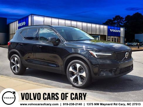 New 2025 Volvo XC40 B5 Plus w/ Protection Package Premier image 1
