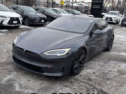 Used 2021 Tesla Model S Plaid image 1