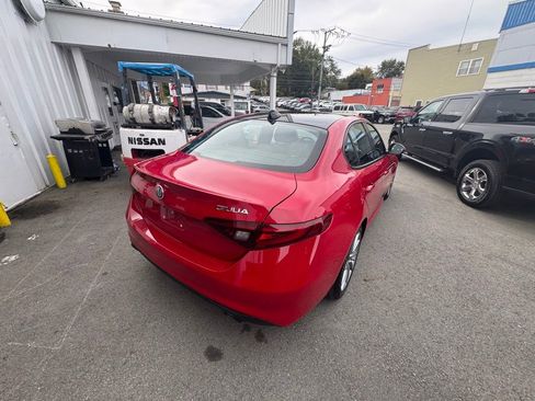 Used 2023 Alfa Romeo Giulia Sprint image 5