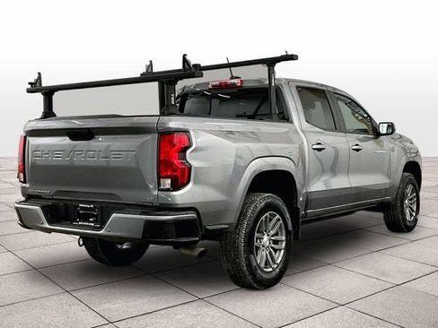Used 2024 Chevrolet Colorado LT w/ LT Convenience Package AWD/4WD image 11
