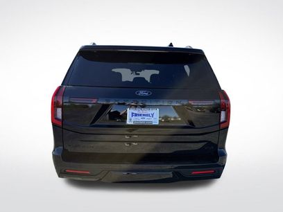New 2025 Ford Expedition Max Platinum w/ Stealth Performance Package