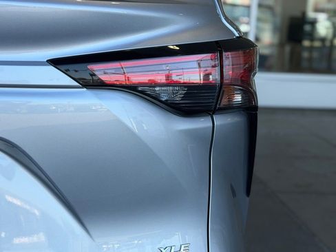 Certified 2021 Toyota Sienna XLE FWD image 14