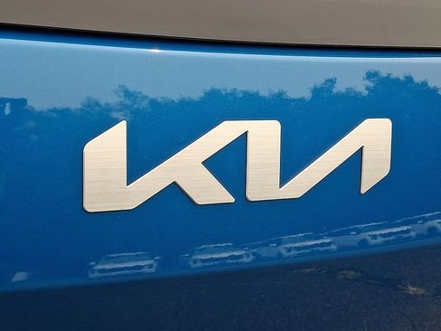 Certified 2024 Kia EV9 GT-Line AWD/4WD image 32