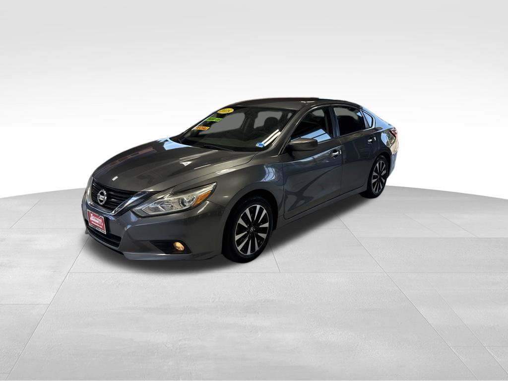 Used 2018 Nissan Altima 2.5 SV FWD image 2