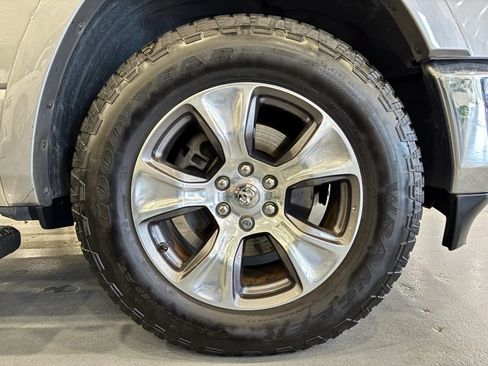 Used 2020 RAM 1500 Laramie AWD/4WD image 47
