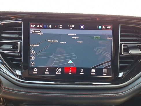 Used 2023 Dodge Durango R/T AWD/4WD image 7
