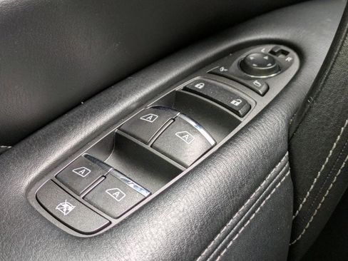 Used 2021 INFINITI QX80 Sensory w/ All-Season Package image 38