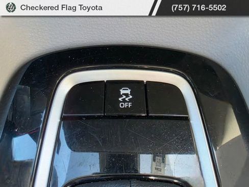 Used 2023 Toyota Corolla LE image 20