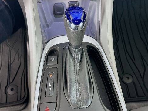 Used 2018 Chevrolet Volt LT w/ Comfort Package FWD image 23