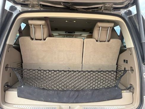 Used 2018 Chevrolet Tahoe Premier AWD/4WD image 6