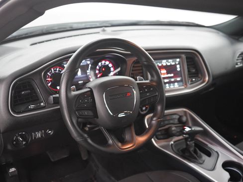 Used 2022 Dodge Challenger GT w/ Blacktop Package AWD/4WD image 15