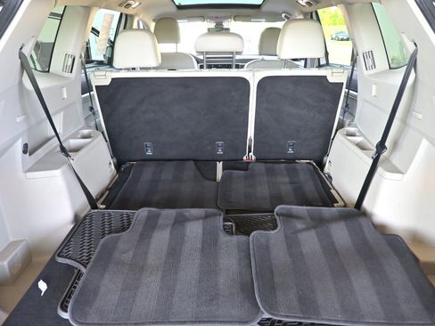 Used 2019 Volkswagen Atlas SE w/ Panoramic Sunroof Package image 13