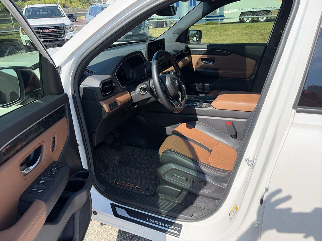 Used 2026 Honda Passport TrailSport Elite image 10