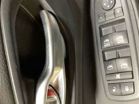 Used 2014 Jeep Cherokee Trailhawk w/ Leather Interior Group image 22