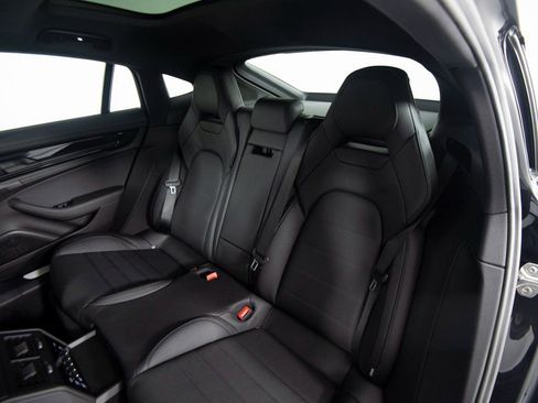 New 2026 Porsche Panamera 4 image 36