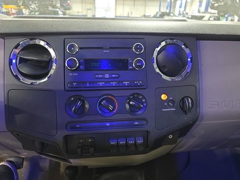 Used 2010 Ford F350 XLT image 12