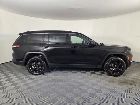 New 2026 Jeep Grand Cherokee L Limited w/ Limited Altitude Package RWD image 4