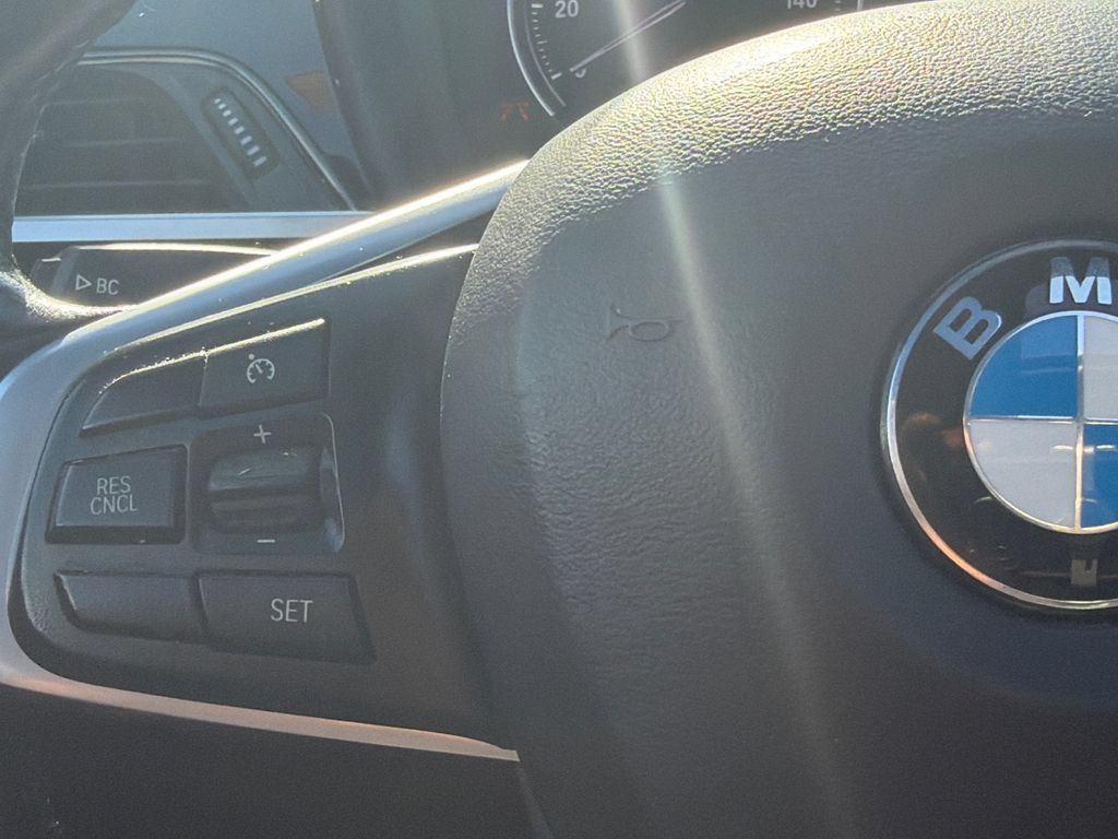 Used 2022 BMW X2 sDrive28i w/ Convenience Package FWD image 29