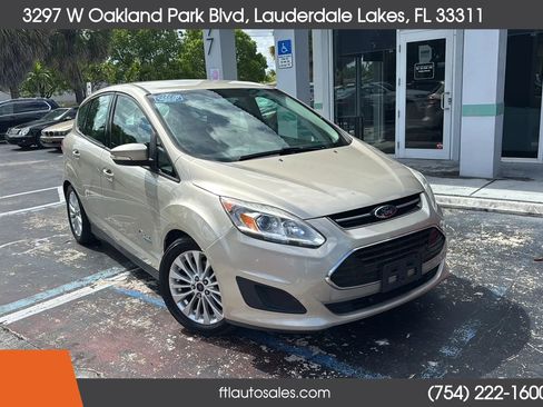 Used 2017 Ford C-MAX Energi SE FWD image 2