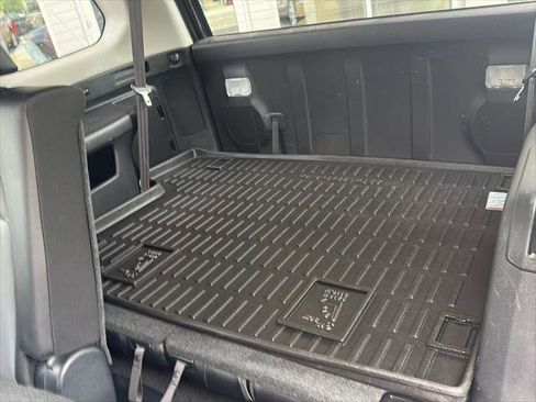 Certified 2023 Toyota 4Runner SR5 Premium w/ Moonroof Package AWD/4WD image 25
