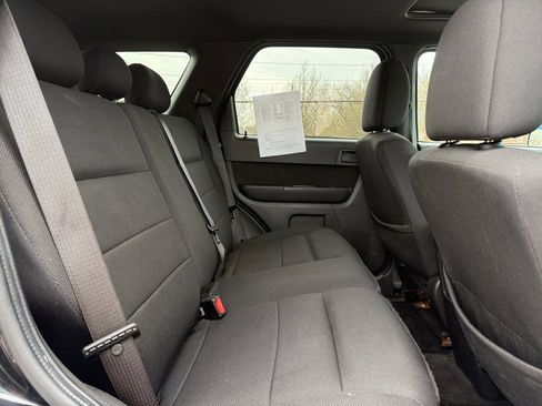 Used 2009 Ford Escape XLT image 11