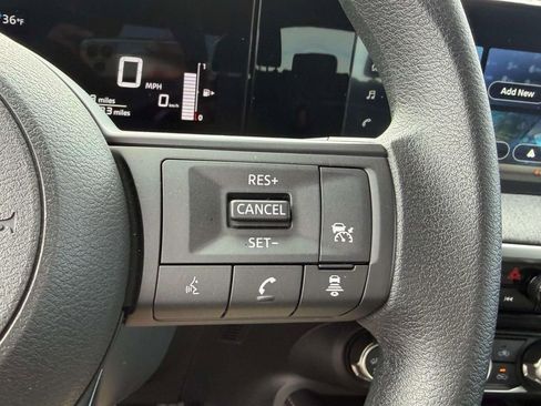 Certified 2025 Nissan Kicks SV image 20