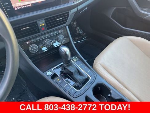 Used 2020 Volkswagen Jetta SEL FWD image 26