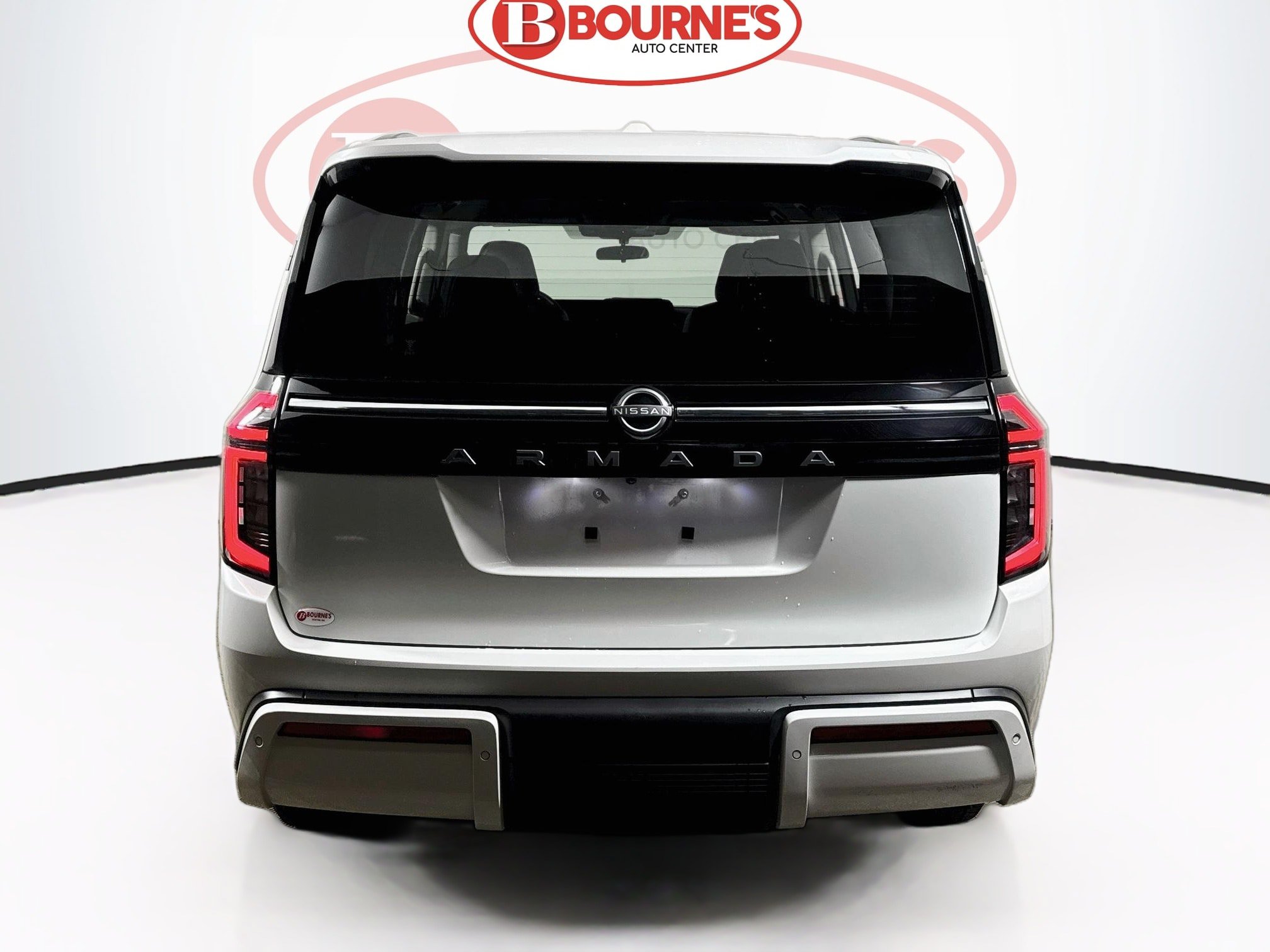 Used 2025 Nissan Armada SV AWD/4WD image 8